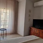 T2 Dos Bicos شقة