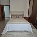 T2 Dos Bicos شقة *
