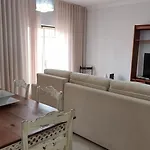 شقة T2 Dos Bicos