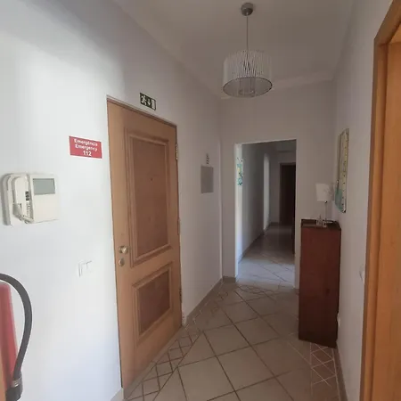 Apartamento T2 Dos Bicos