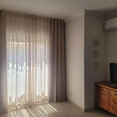 T2 Dos Bicos * 阿尔布费拉