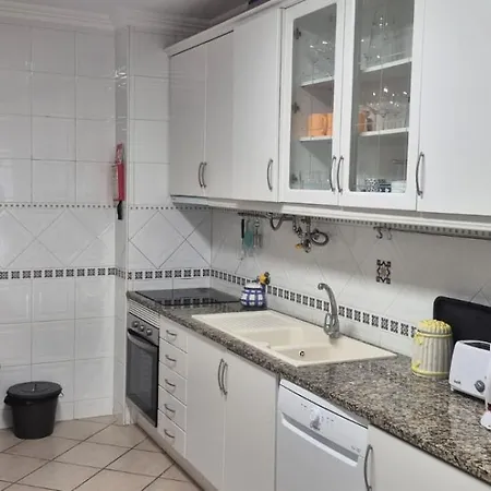 Appartamento T2 Dos Bicos *