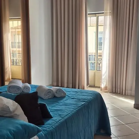 T2 Dos Bicos Apartamento *