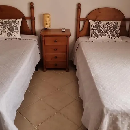 Apartamento T2 Dos Bicos