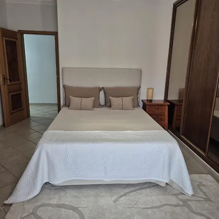 T2 Dos Bicos Appartement *