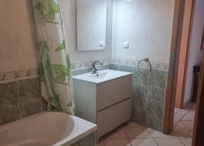 T2 Dos Bicos Apartman *