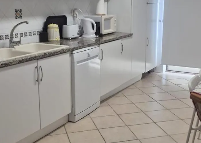 T2 Dos Bicos Apartman